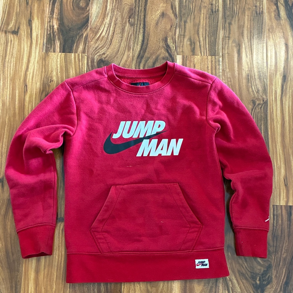 Jordan Boys Red Jumpman Crewneck Sweatshirt Medium (10-12) Pullover Nike